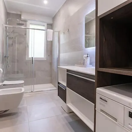 Victor Free Private Parking Apartman *