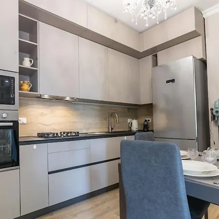 Victor Free Private Parking Apartment Sanremo