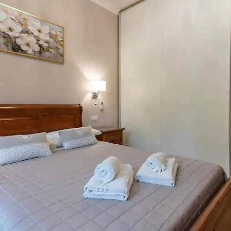 Victor Free Private Parking