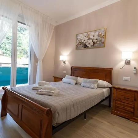 Victor Free Private Parking Apartment